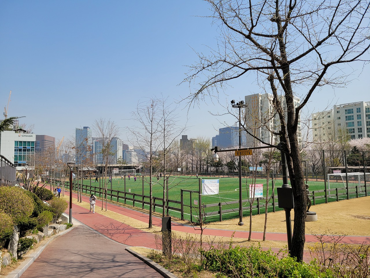 幫助平衡了 幫助平衡了